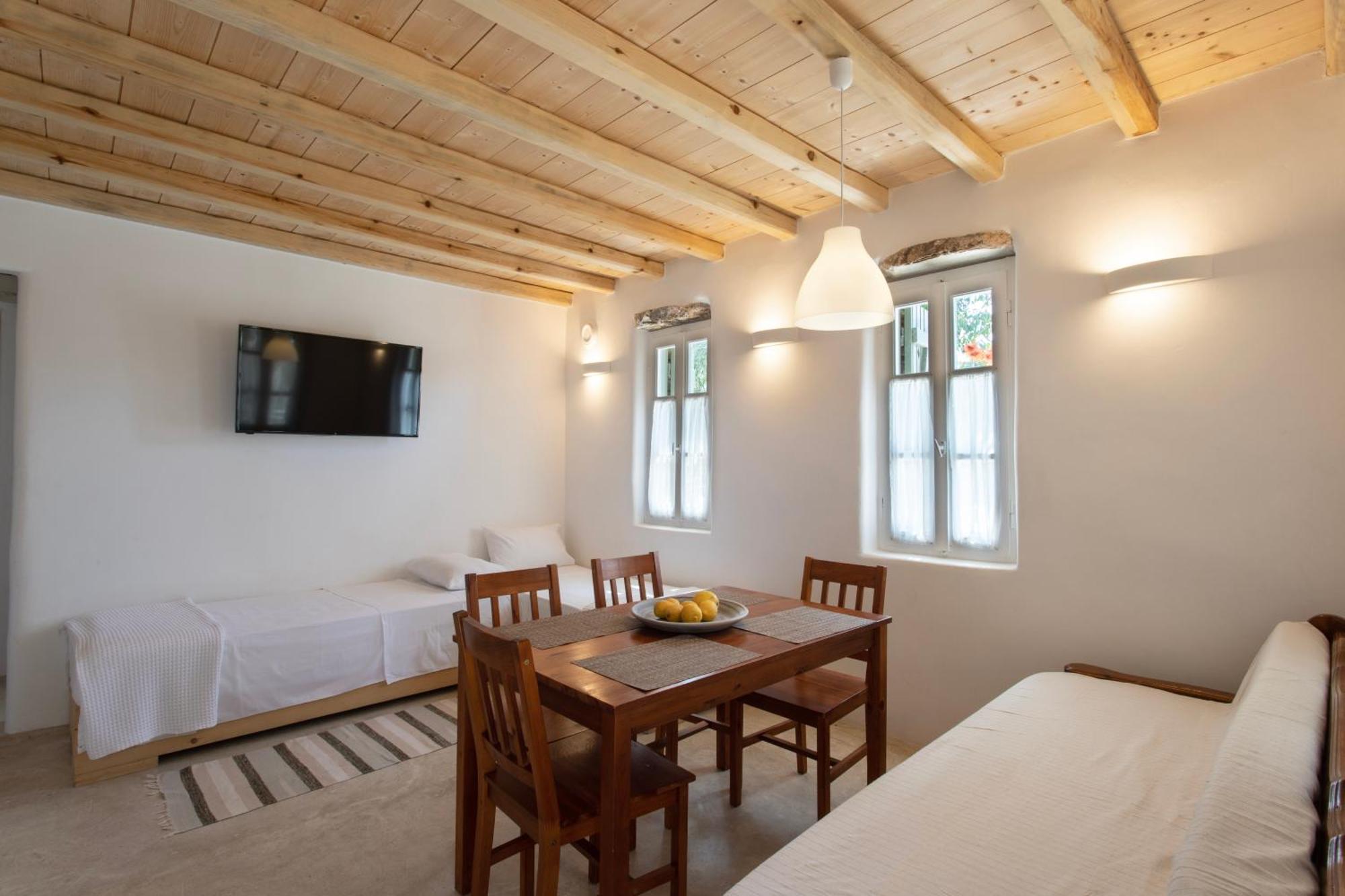 K Homes-Family Stone Suite Tínos Eksteriør billede