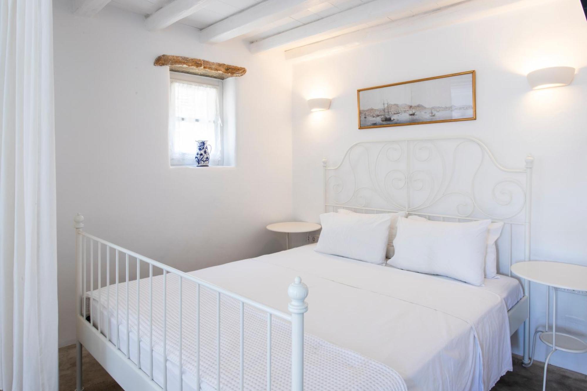 K Homes-Family Stone Suite Tínos Eksteriør billede